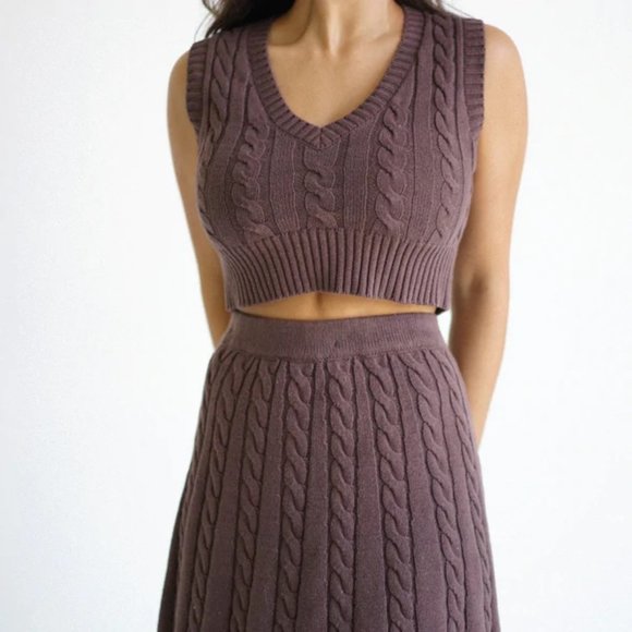 Sweater Vest Set - Picture 1 of 4